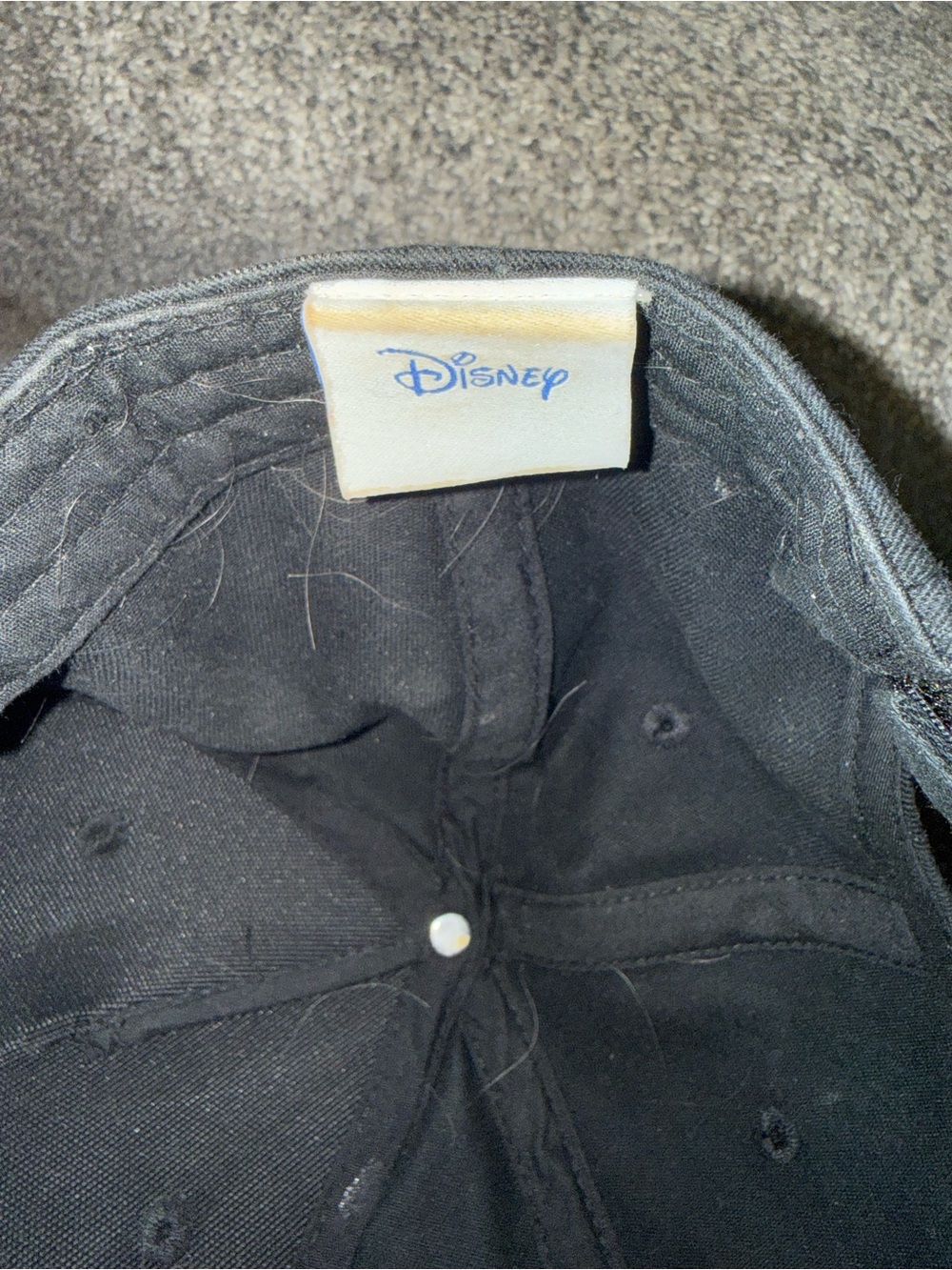 Mickey Mouse hat - Picture 3 of 3